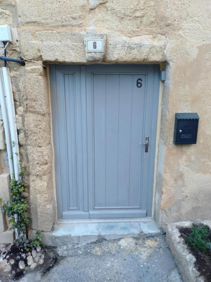 Belle maison village, proche Pont du Gard, toit terrasse, baby-foot... Vers-Pont-du-Gard Extérieur photo